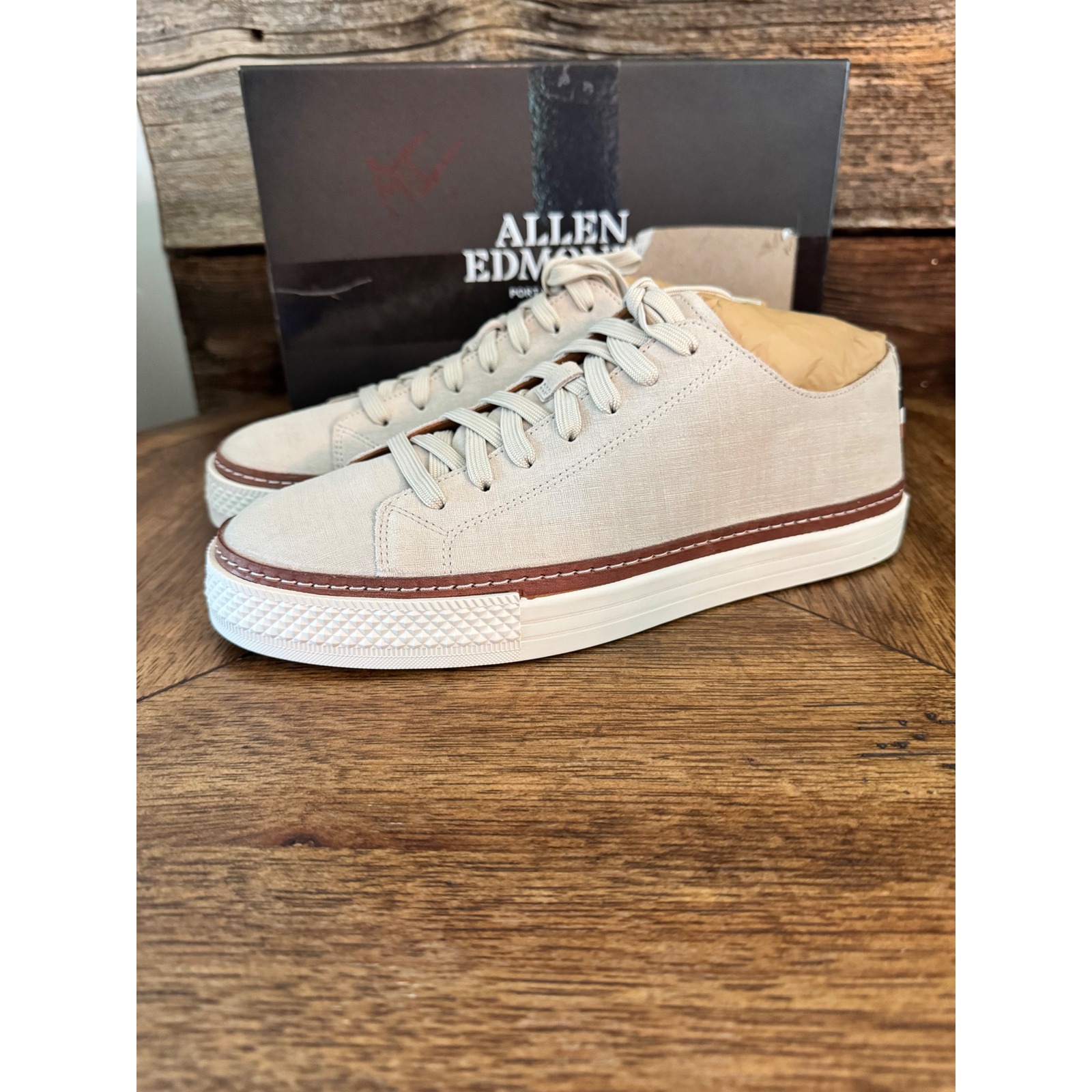 Allen Edmonds Paxton Mens Light Grey Suede Sneakers 6943 Size 8d